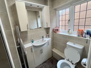 Photo 23- click for photo gallery